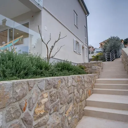 Design & Beach Maisonette - Exklusive Ferienwohnung Auf Zwei Etagen (adults Only) Lejlighed Mali Lošinj