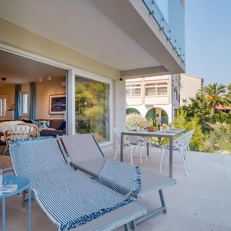 Lejlighed Design & Beach Maisonette - Exklusive Ferienwohnung Auf Zwei Etagen (adults Only) Mali Lošinj